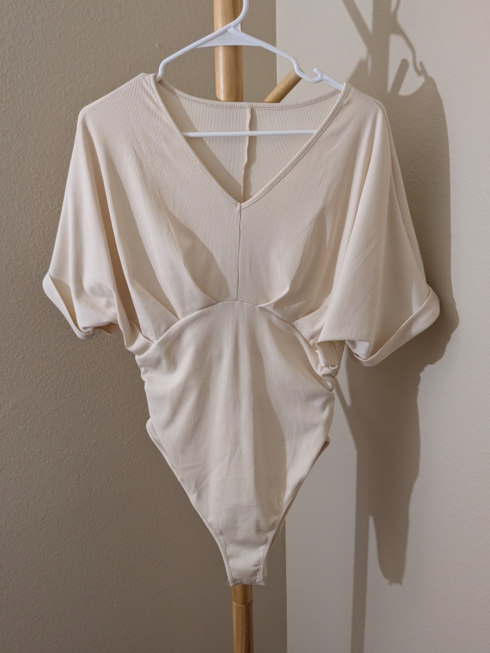SHEIN Cream V-Neck Dolman Sleeve Bodysuit